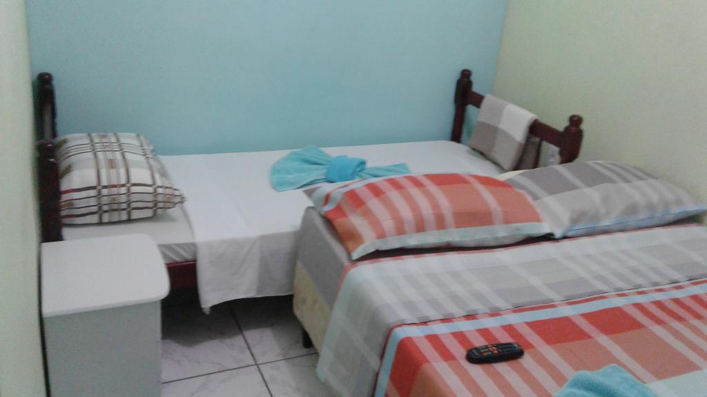 Nena'S Suites Praia de Araçatiba Esterno foto